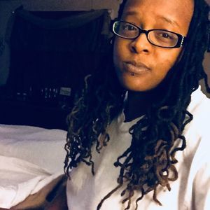 Meet your Posher, Navida